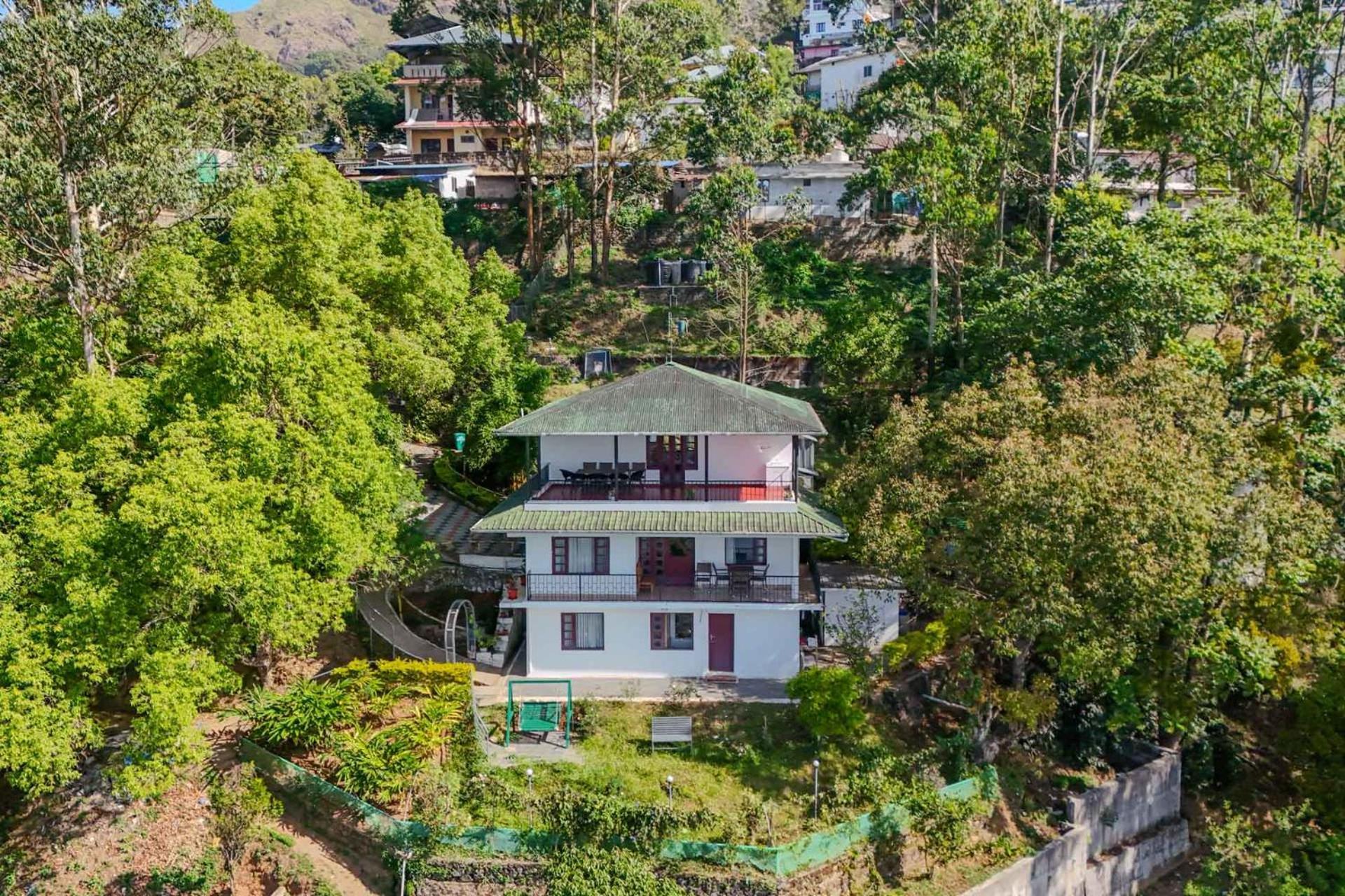 Stayvista At Vale Echoes - Breakfast Included Munnar Exterior photo